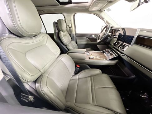 Used 2023 Lincoln Navigator Black Label image 29