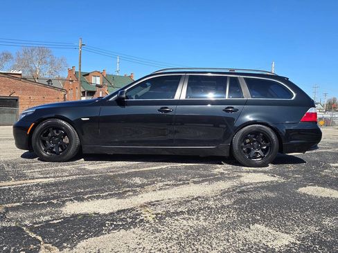 Used 2010 BMW 535i xDrive Wagon image 13