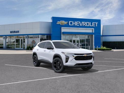 New 2026 Chevrolet Trax LT w/ Sunroof Package image 1