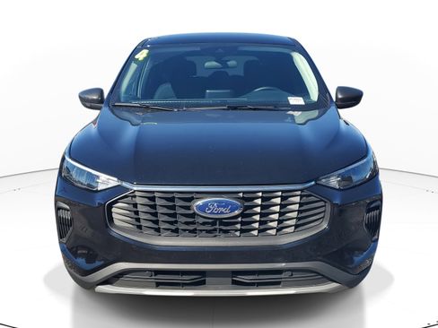 Used 2024 Ford Escape Active w/ Cold Weather Package image 2