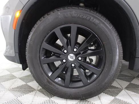 Used 2024 Dodge Durango SXT image 51