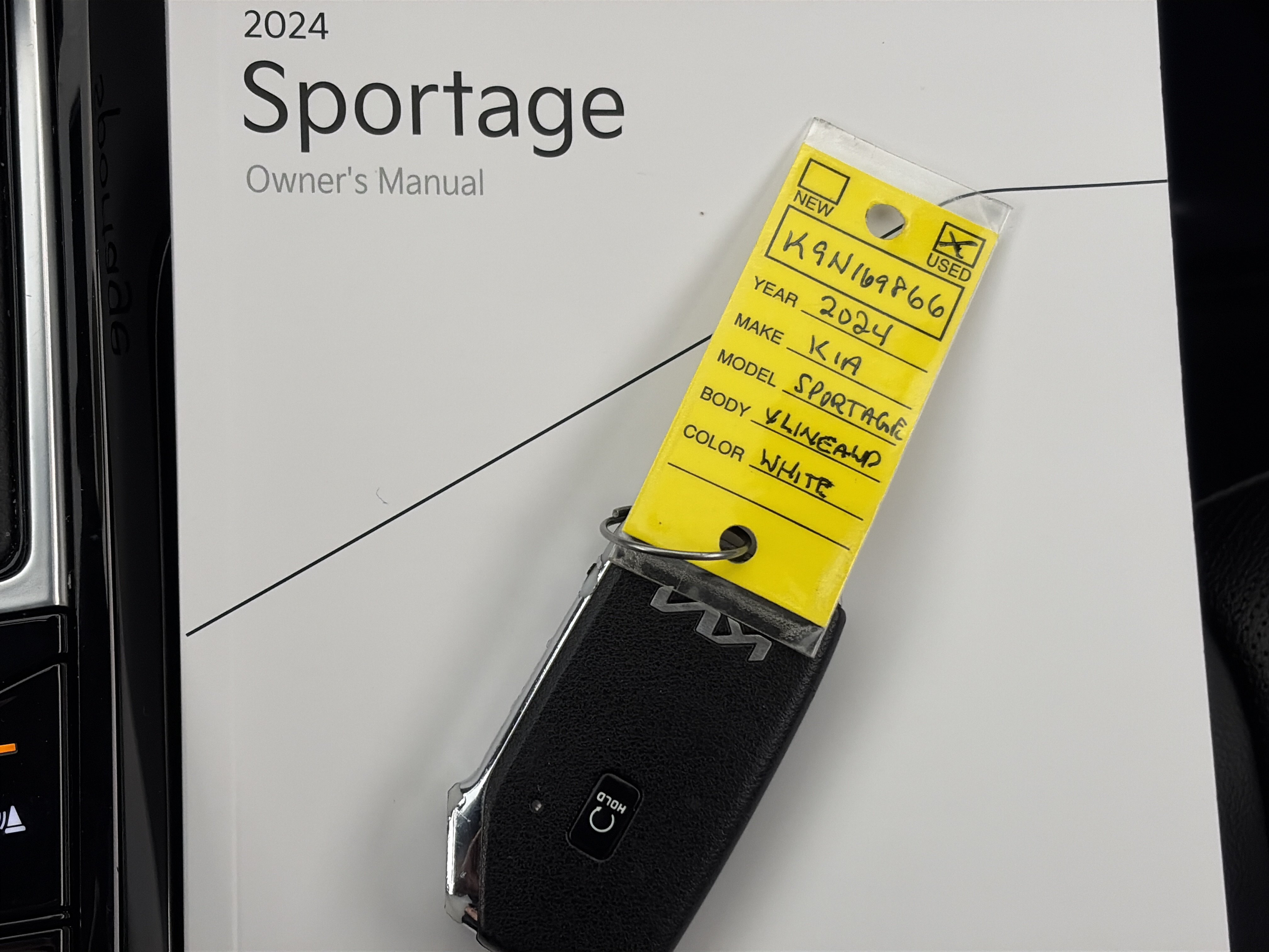 Certified 2024 Kia Sportage X-Line w/ X-Line Premium Package AWD/4WD image 35