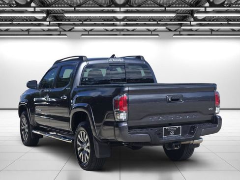 Used 2021 Toyota Tacoma Limited RWD image 7