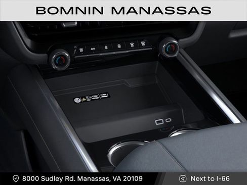 New 2026 Chevrolet Suburban Premier image 23