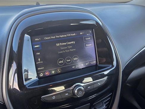 Used 2021 Chevrolet Spark LT image 21