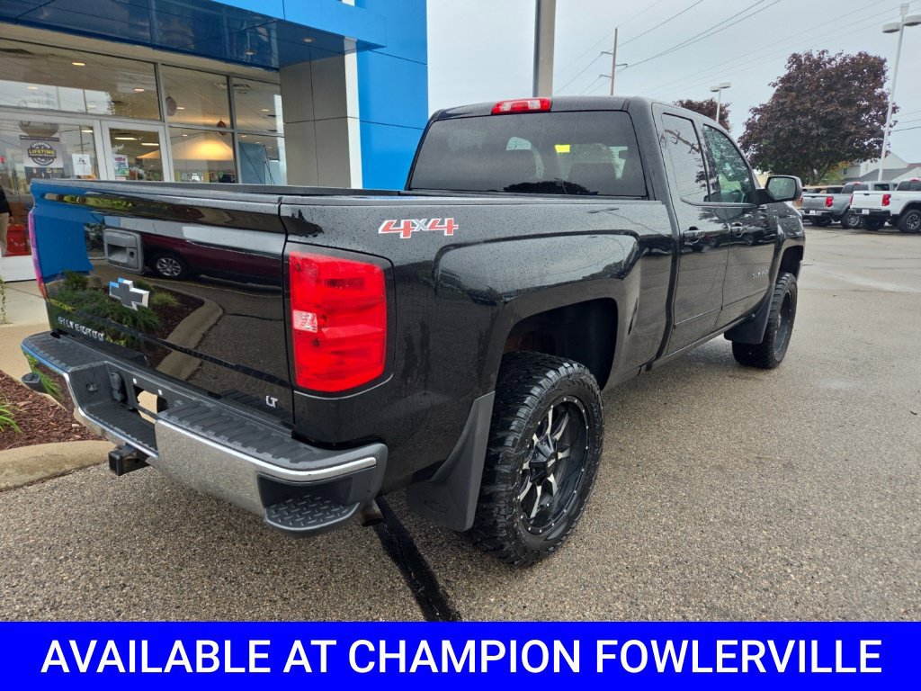 Used 2017 Chevrolet Silverado 1500 LT w/ All Star Edition AWD/4WD image 3