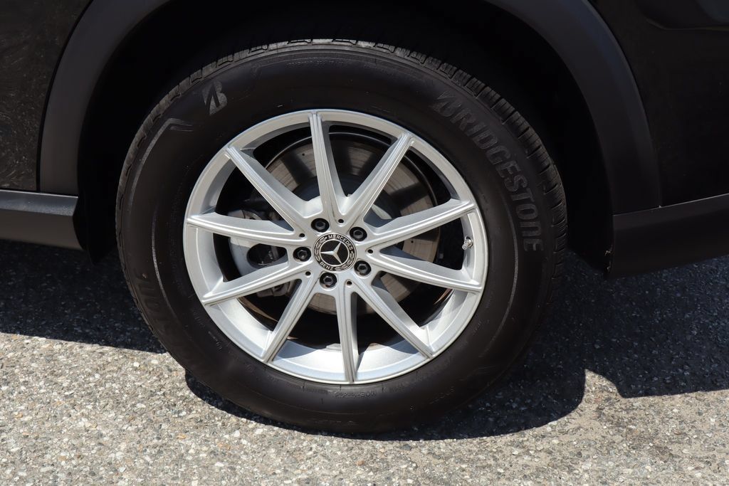 Used 2025 Mercedes-Benz GLE 450e 4MATIC image 13