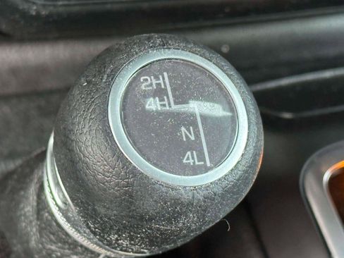 Used 2025 Jeep Wrangler Unlimited Sahara w/ Safety Group image 25