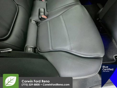 Used 2022 Mercedes-Benz C 300 Sedan image 31