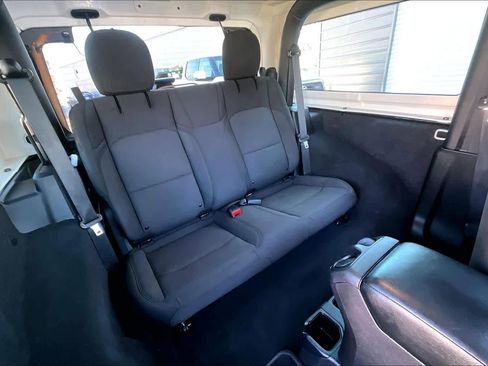 Used 2022 Jeep Wrangler Sport S image 17