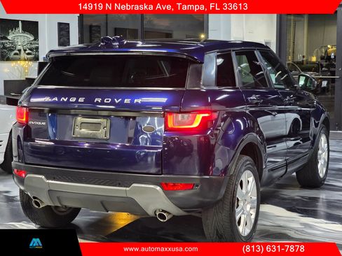 Used 2018 Land Rover Range Rover Evoque SE image 10