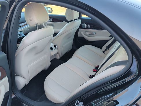 Used 2017 Mercedes-Benz E 300 image 15