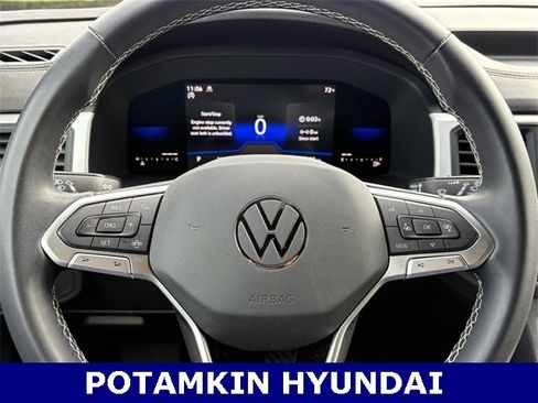 Used 2022 Volkswagen Atlas Cross Sport SE image 18
