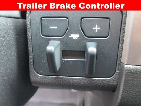 Used 2024 Toyota Tacoma TRD Sport w/ TRD Sport Premium Package AWD/4WD image 19