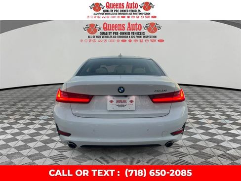 Used 2021 BMW 330i xDrive Sedan w/ Convenience Package image 5