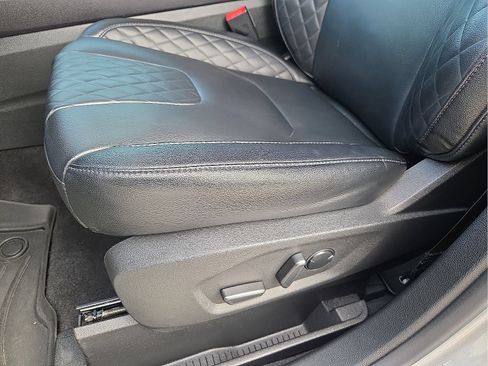 Used 2023 Ford Edge Titanium AWD/4WD image 14