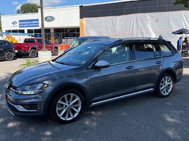 Used 2018 Volkswagen Golf Alltrack AWD/4WD image 4