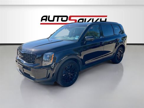 Used 2022 Kia Telluride SX w/ Nightfall Edition Package image 3