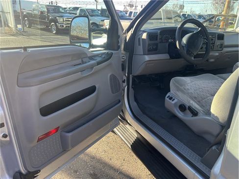 Used 2000 Ford F250 2WD SuperCab Super Duty image 8