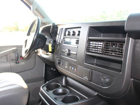 Used 2021 Chevrolet Express 2500 Extended w/ Driver Convenience Package RWD image 19