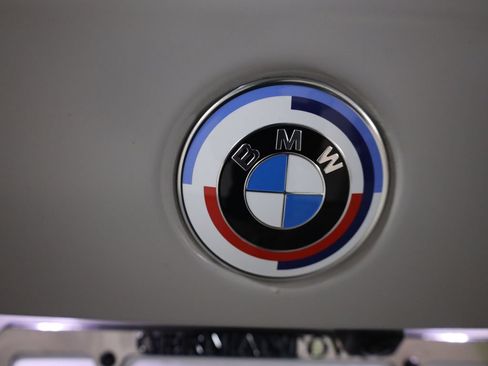 Used 2025 BMW X5 xDrive40i w/ M Sport Package AWD/4WD image 83