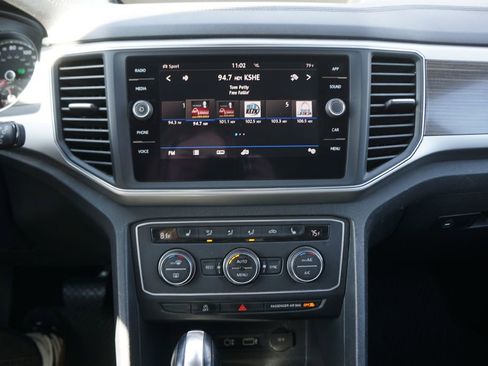 Used 2019 Volkswagen Atlas SE w/ Towing Package image 7