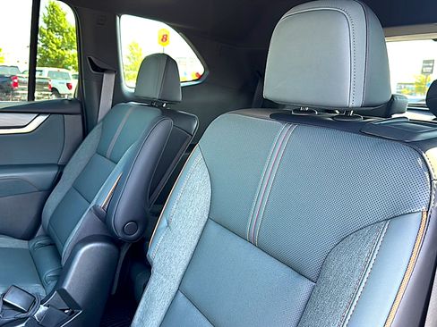 New 2026 GMC Acadia AT4 w/ Super Cruise Package AWD/4WD image 17