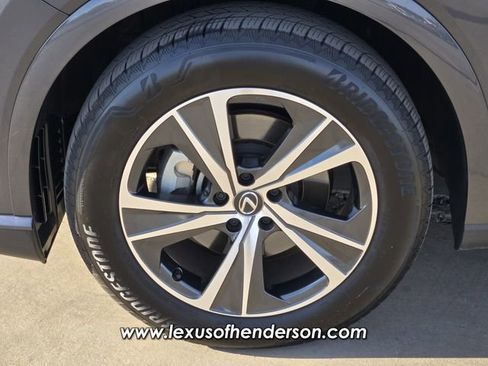 Used 2025 Lexus RX 350 Premium image 9
