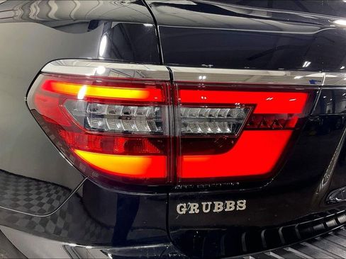 Used 2024 Nissan Armada SV w/ Cargo Package image 41