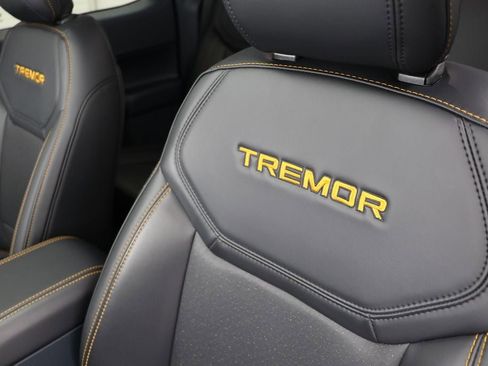 Used 2025 Ford Maverick Tremor image 22