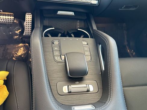 Used 2025 Mercedes-Benz GLS 450 4MATIC w/ AMG Line Exterior image 60