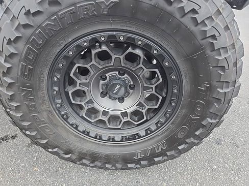 Used 2013 Jeep Wrangler Unlimited Rubicon w/ Connectivity Group image 32