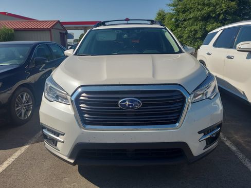 Used 2021 Subaru Ascent Limited w/ Technology Package AWD/4WD image 2