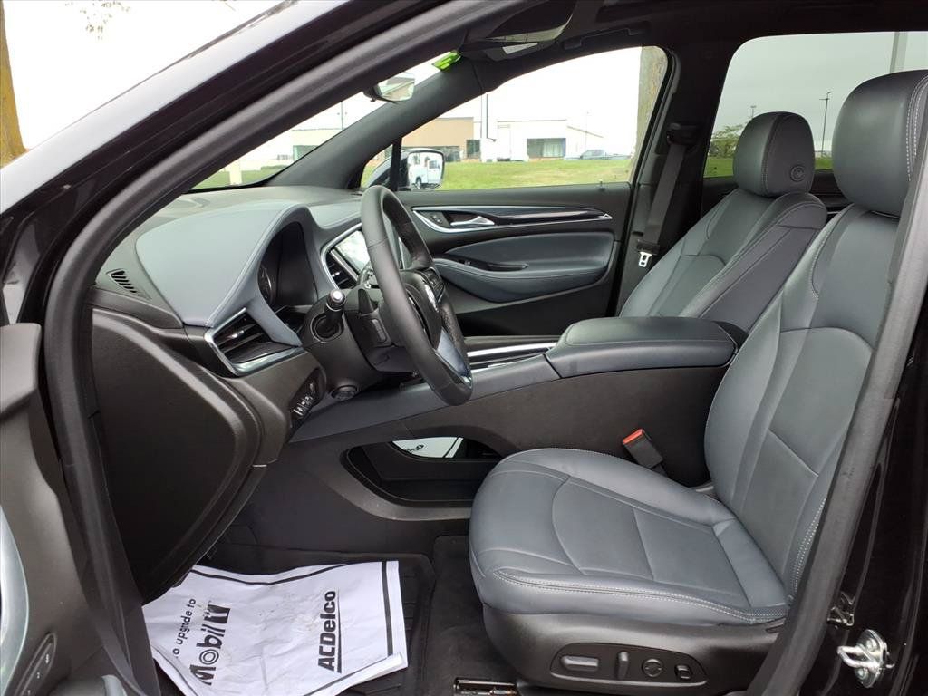 Used 2023 Buick Enclave Premium w/ Experience Buick Package AWD/4WD image 26
