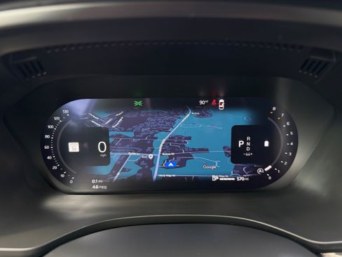 Certified 2026 Volvo XC60 B5 Plus AWD/4WD image 18