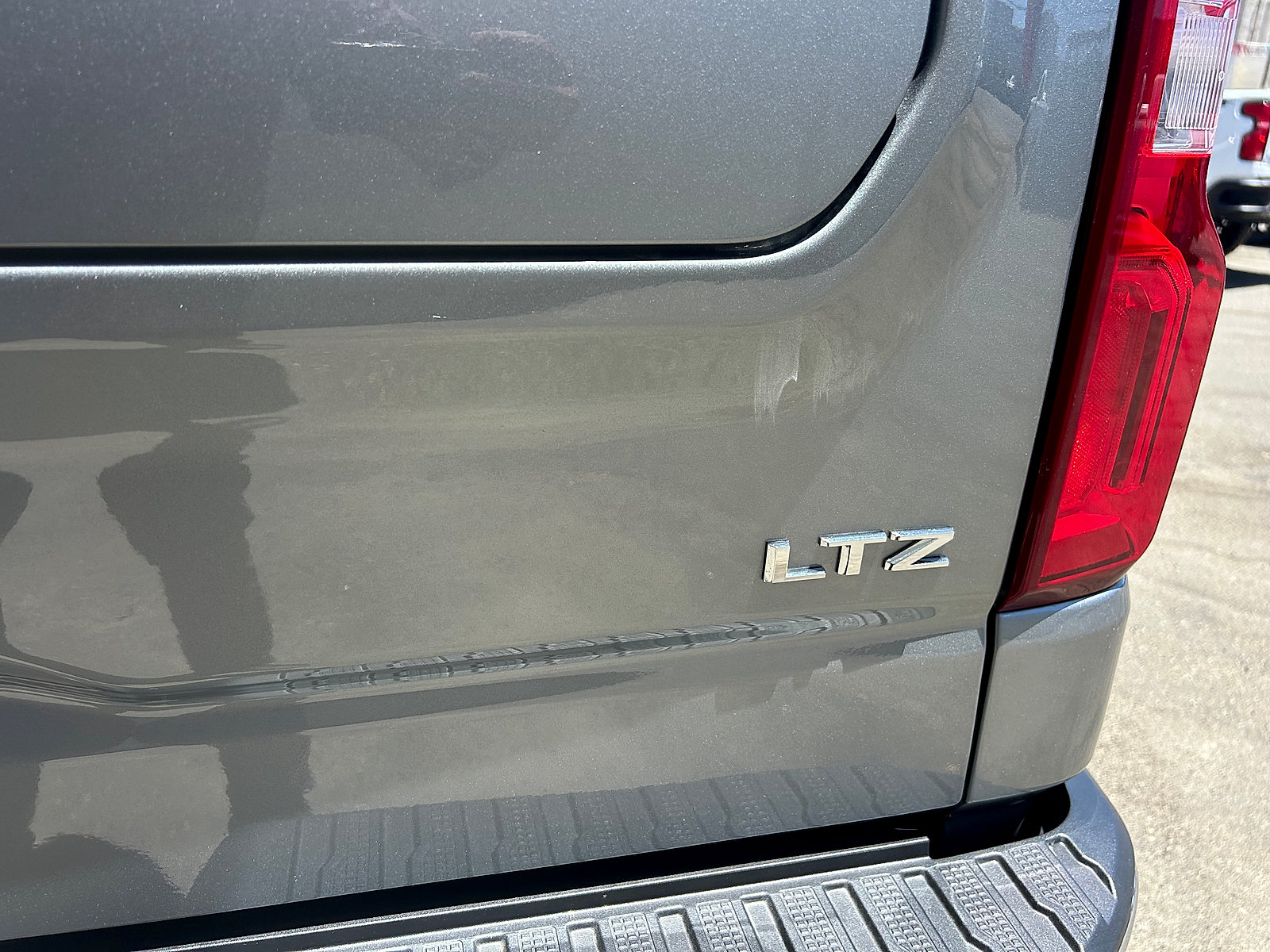 New 2026 Chevrolet Silverado 1500 LTZ w/ LTZ Premium Package AWD/4WD image 10
