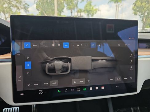 Used 2023 Tesla Model S Standard Range AWD/4WD image 23