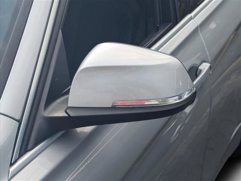 Used 2018 BMW 330i Sedan w/ Convenience Package image 17