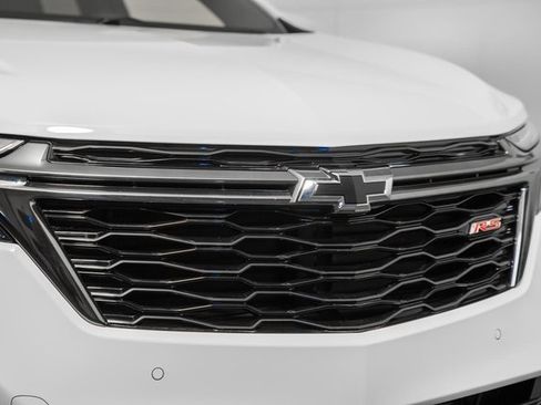 Used 2022 Chevrolet Equinox RS w/ LPO, Floor Liner Package image 13