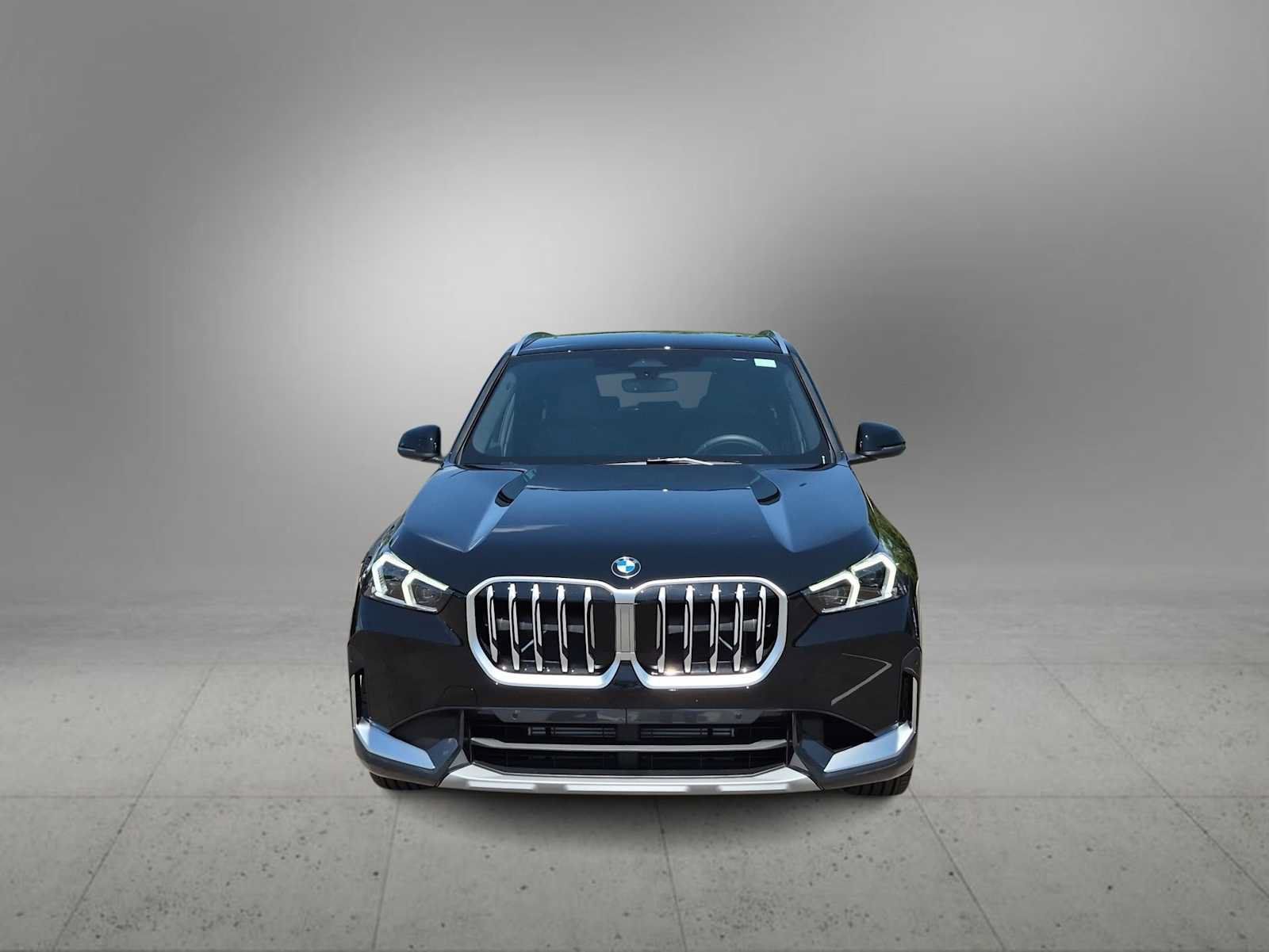 Used 2026 BMW X1 xDrive28i w/ Convenience Package AWD/4WD image 3