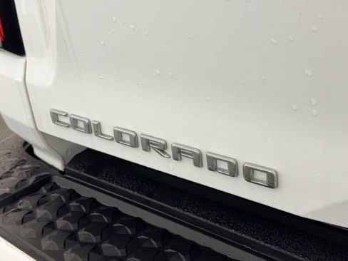 Used 2024 Chevrolet Colorado LT w/ LT Convenience Package II image 12