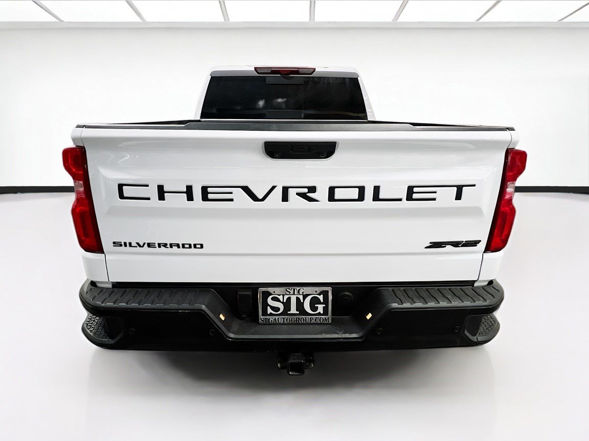 Used 2025 Chevrolet Silverado 1500 ZR2 w/ Technology Package AWD/4WD image 5