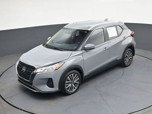 Used 2023 Nissan Kicks SV FWD image 34