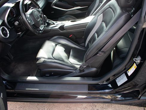 Used 2016 Chevrolet Camaro LT image 14