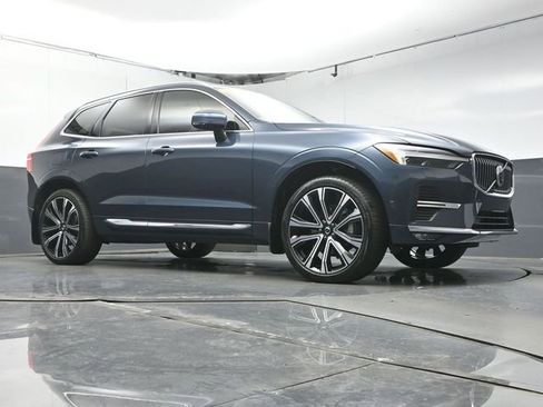 Used 2023 Volvo XC60 B5 Ultimate w/ Climate Package AWD/4WD image 40