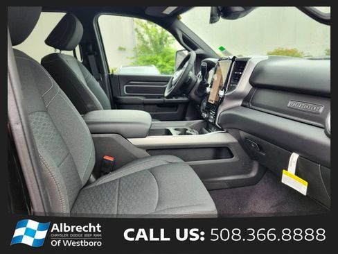 New 2026 RAM 2500 Big Horn AWD/4WD image 11