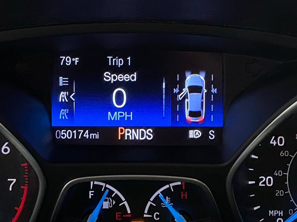 Used 2017 Ford Focus Titanium w/ Titanium Technology Package FWD image 20