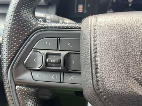 Used 2024 Toyota Tacoma SR5 AWD/4WD image 23