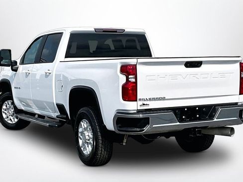 Used 2024 Chevrolet Silverado 2500 LT AWD/4WD image 5