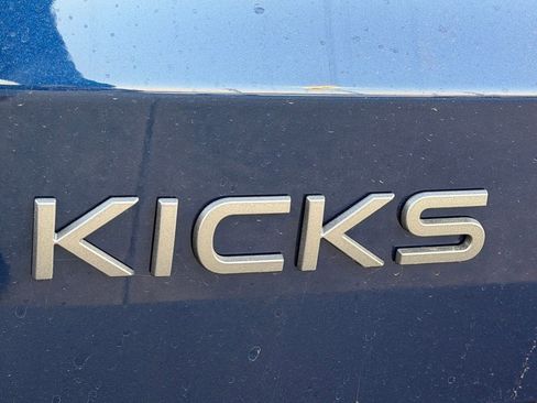 New 2026 Nissan Kicks SV image 7